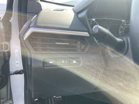 Used 2022 Nissan Altima 2.5 SV image 17