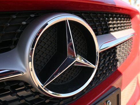 Used 2018 Mercedes-Benz CLA 250 image 55