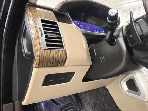 Used 2019 Land Rover Range Rover HSE AWD/4WD image 10