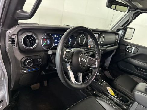 Used 2023 Jeep Wrangler Unlimited Sahara w/ Cold Weather Group AWD/4WD image 13