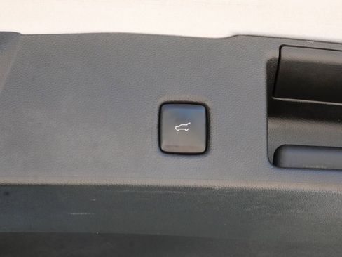 Certified 2024 Ford Escape ST-Line FWD image 12