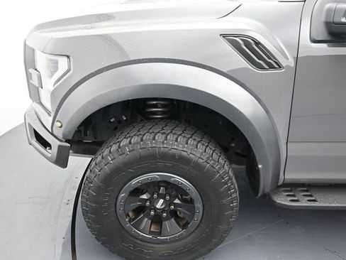 Used 2018 Ford F150 Raptor w/ Equipment Group 802A Luxury image 9