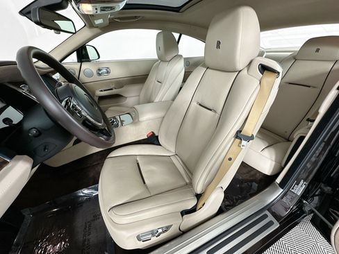 Certified 2015 Rolls-Royce Wraith RWD image 21