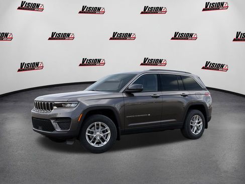 New 2025 Jeep Grand Cherokee Laredo X w/ Luxury Tech Group I AWD/4WD image 2
