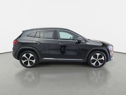 Used 2025 Mercedes-Benz GLA 250 image 4