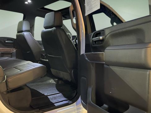 Used 2021 GMC Sierra 2500 Denali w/ Denali Ultimate Package image 12