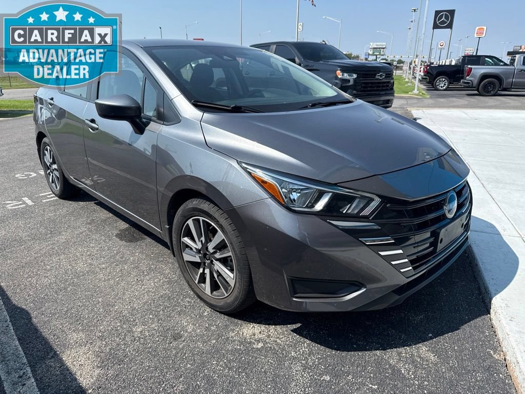 Used 2024 Nissan Versa SV w/ Trunk Package FWD image 1