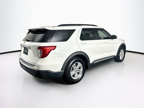 Used 2021 Ford Explorer XLT RWD image 9