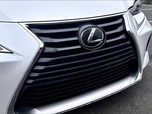 Used 2017 Lexus IS 200t RWD image 32