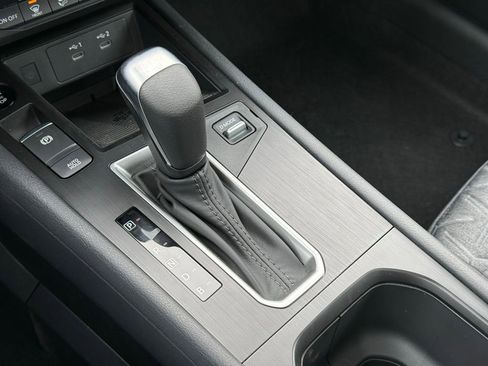 New 2026 Nissan Kicks SV w/ SV Premium Package image 12