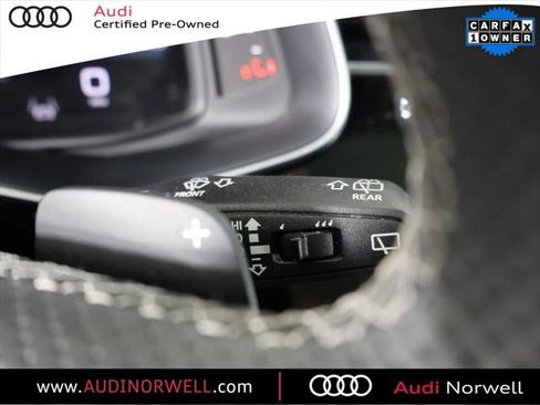 Certified 2024 Audi SQ7 Prestige image 37
