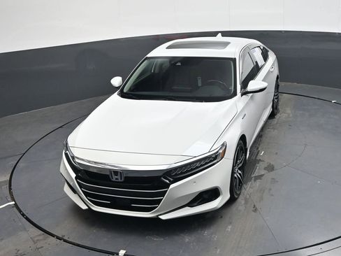 Used 2021 Honda Accord Touring image 22