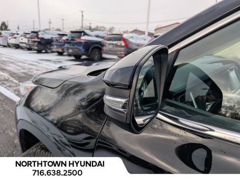 Used 2019 Toyota Highlander XLE image 45