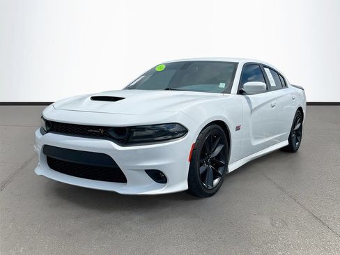 Used 2019 Dodge Charger Scat Pack w/ Plus Group RWD image 3