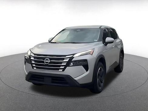 Used 2025 Nissan Rogue SV AWD/4WD image 7