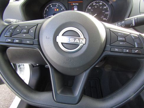 Used 2024 Nissan Altima 2.5 S image 16