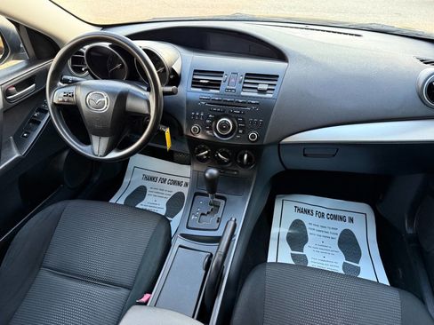 Used 2013 MAZDA MAZDA3 i SV image 19