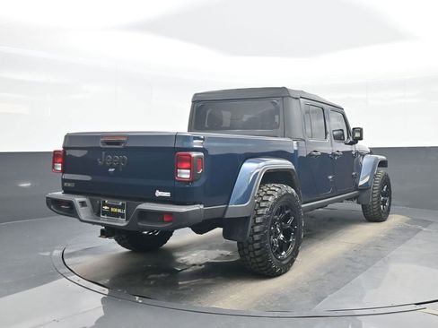 Used 2025 Jeep Gladiator Sport AWD/4WD image 6