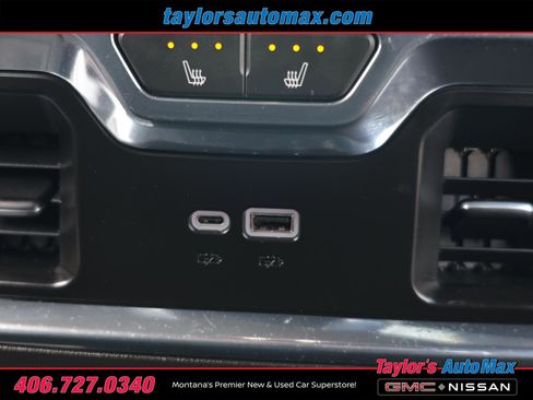 Used 2024 GMC Sierra 3500 Denali w/ Denali Reserve Package image 38