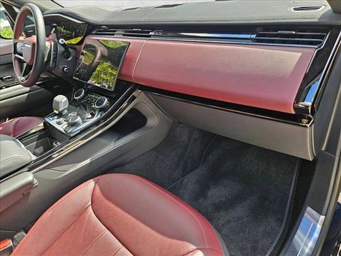 Used 2023 Land Rover Range Rover Sport SE Dynamic image 21