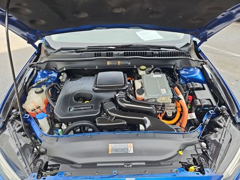 Used 2018 Ford Fusion S image 32