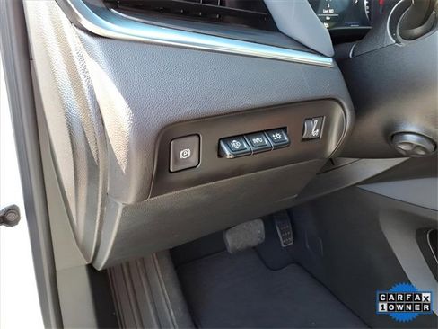 Used 2024 Buick Enclave Premium image 9