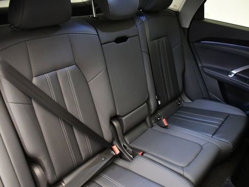 Used 2025 Audi Q5 Premium Plus w/ Premium Plus image 53