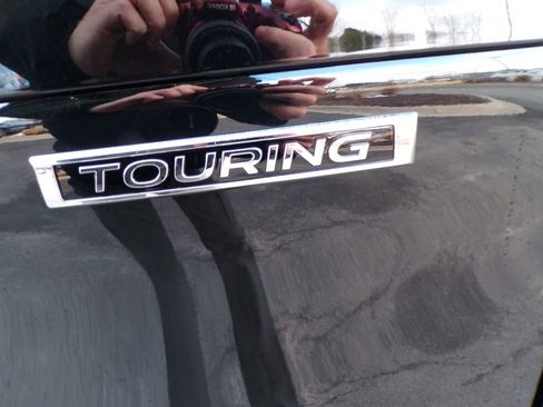 New 2026 Subaru Forester Touring AWD/4WD image 4