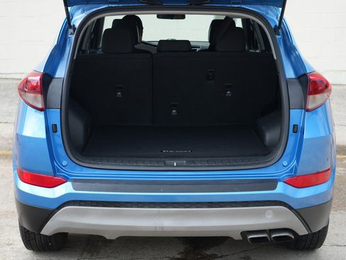 Used 2017 Hyundai Tucson Eco w/ Cargo Package AWD/4WD image 9