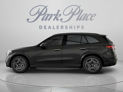 Used 2026 Mercedes-Benz GLC 300 image 8