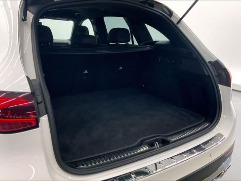 Used 2024 Mercedes-Benz GLC 300 image 15