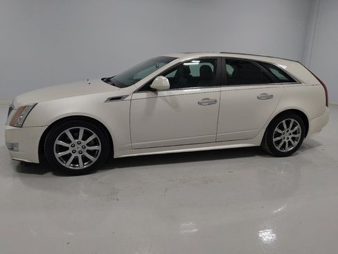 Used 2012 Cadillac CTS Luxury w/ CTS Touring Package image 2