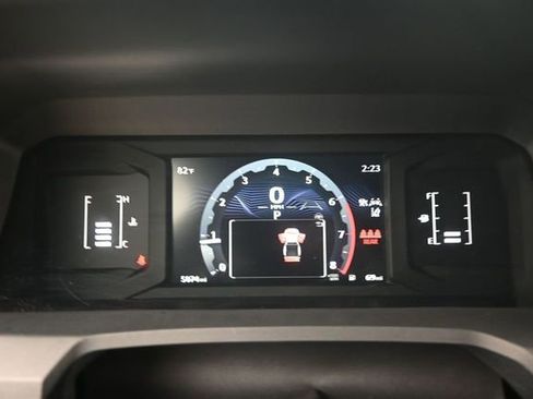 Used 2025 Toyota Tacoma SR5 RWD image 8