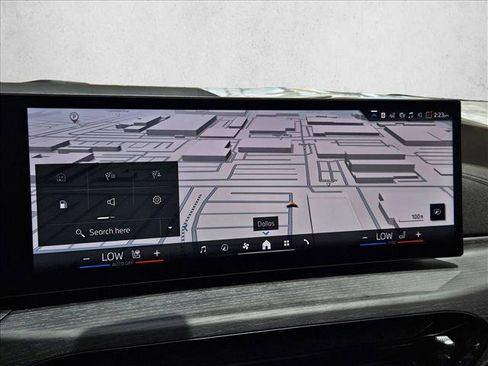 Used 2025 BMW 330i Sedan w/ Convenience Package image 11