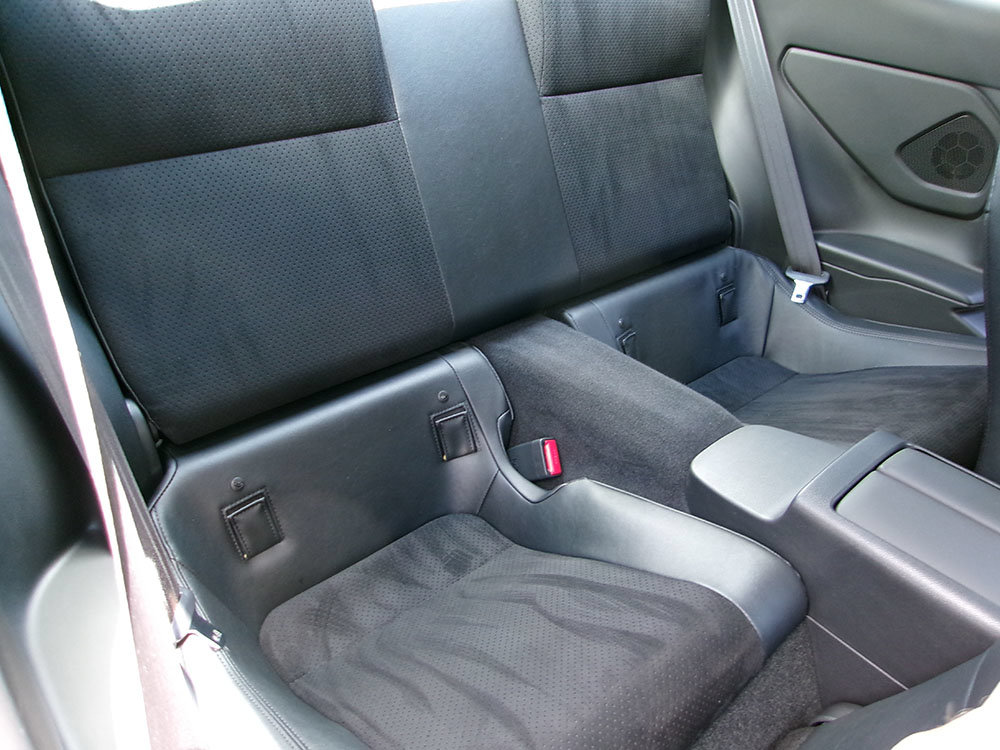 Used 2025 Toyota GR86 Premium w/ Performance Package RWD image 10