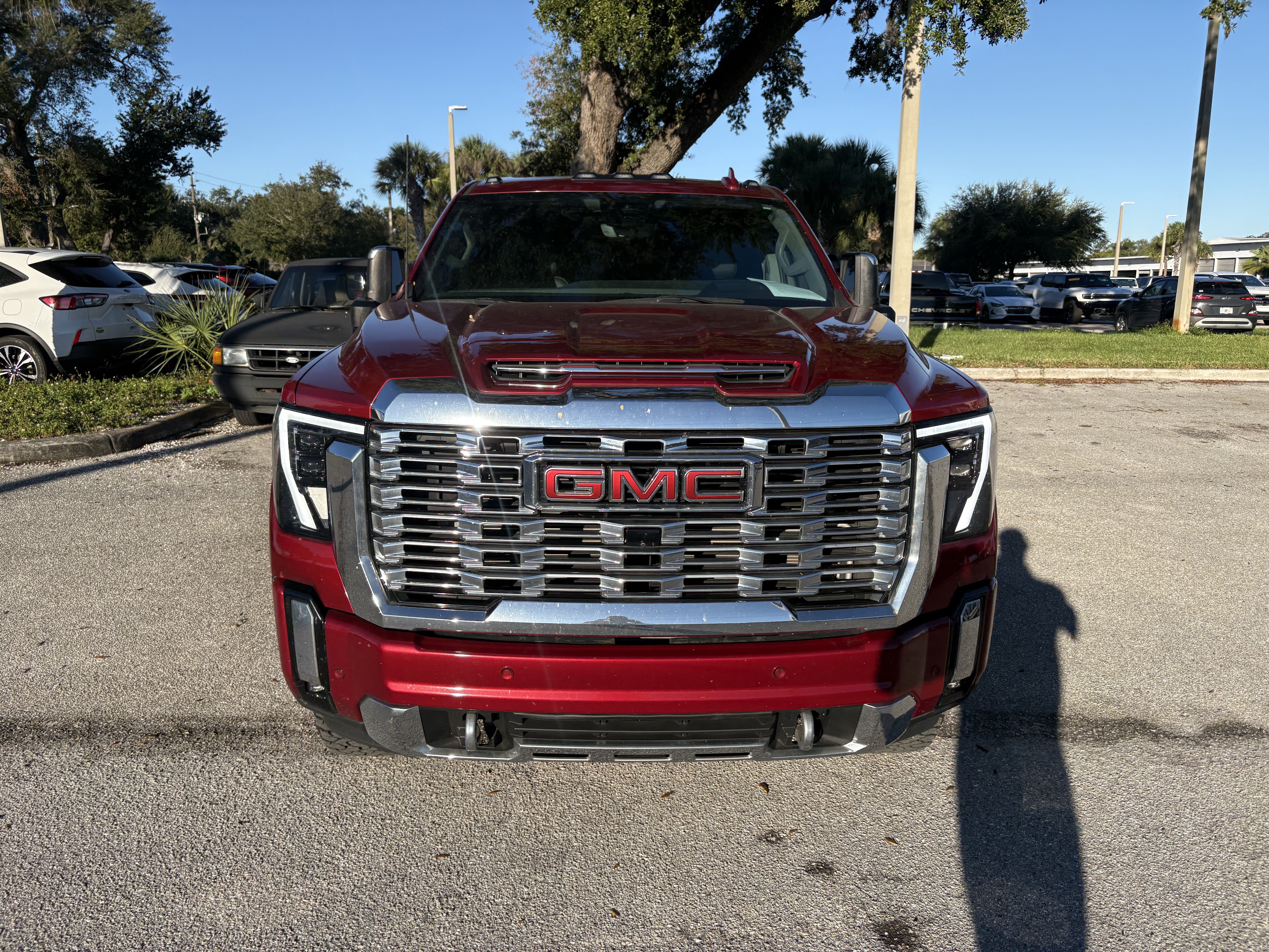 Used 2024 GMC Sierra 3500 Denali w/ Denali Reserve Package AWD/4WD image 2