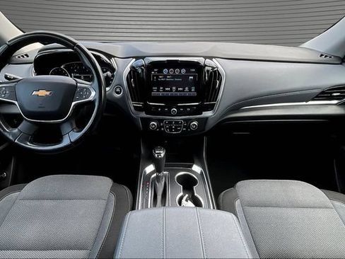 Used 2019 Chevrolet Traverse LT FWD image 7