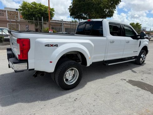 Used 2017 Ford F350 Lariat w/ Chrome Package AWD/4WD image 5