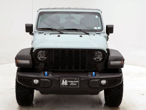 Used 2023 Jeep Wrangler Unlimited w/ Cold Weather Group image 5