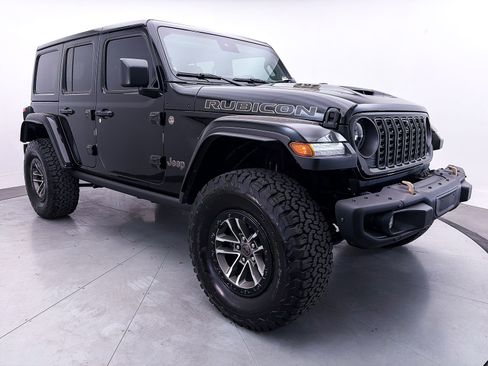 Used 2024 Jeep Wrangler Unlimited Rubicon 392 AWD/4WD image 12