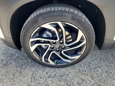 Used 2024 Chevrolet TrailBlazer RS w/ Convenience Package FWD image 10