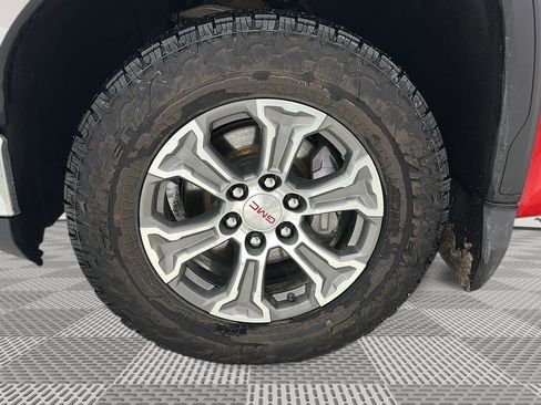 Used 2022 GMC Sierra 1500 SLE image 31