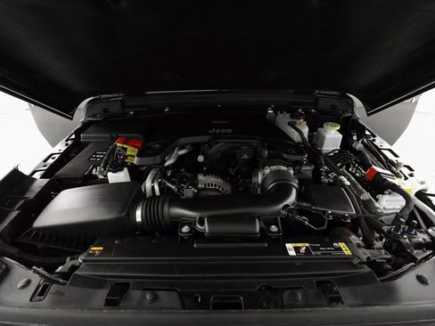 Certified 2021 Jeep Gladiator Sport w/ Quick Order Package 24Q 80Th image 12