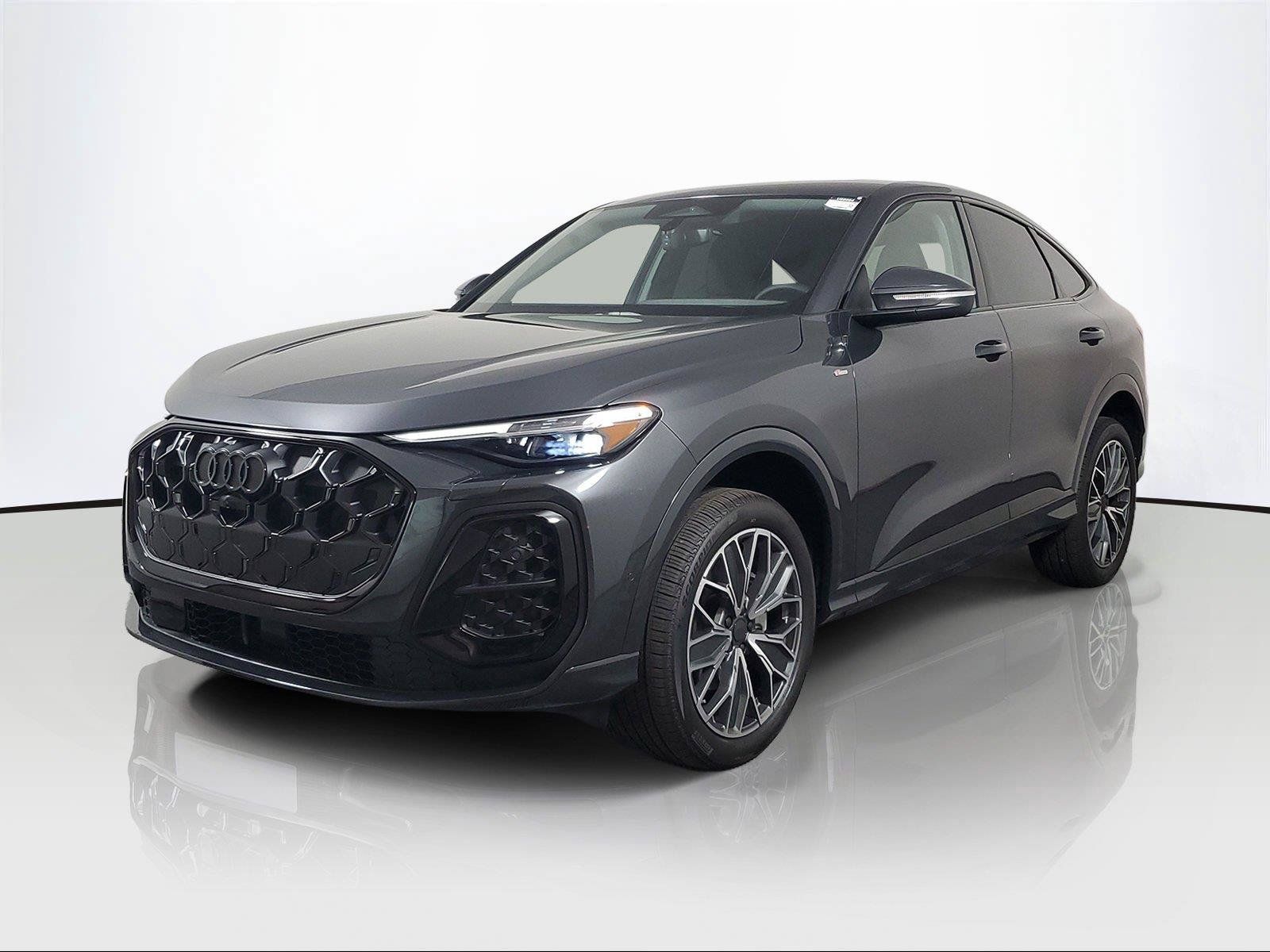 New 2026 Audi Q5 Premium Plus AWD/4WD image 3
