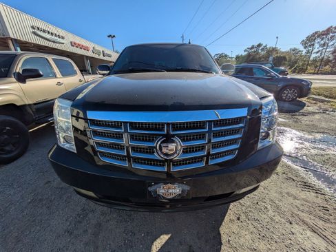 Used 2008 Cadillac Escalade 2WD image 3