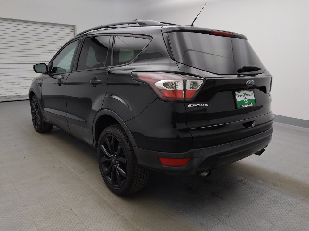 Used 2017 Ford Escape SE w/ Equipment Group 201A FWD image 5