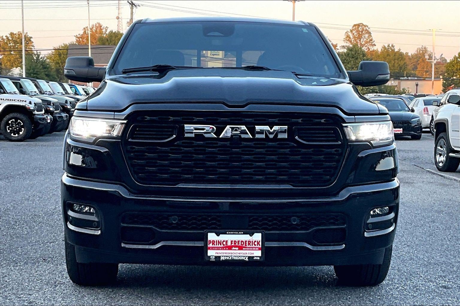Used 2025 RAM 1500 Big Horn AWD/4WD image 2