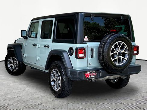 Used 2024 Jeep Wrangler Unlimited Sport AWD/4WD image 4