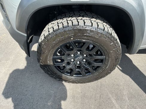 Used 2023 Chevrolet Colorado Trail Boss w/ Safety Package AWD/4WD image 13