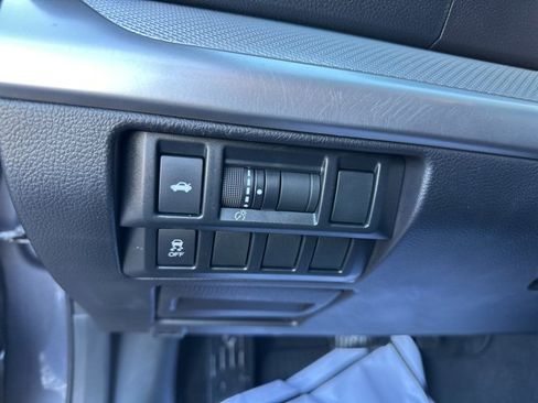 Used 2017 Subaru Legacy 2.5i w/ Alloy Wheel Package image 15